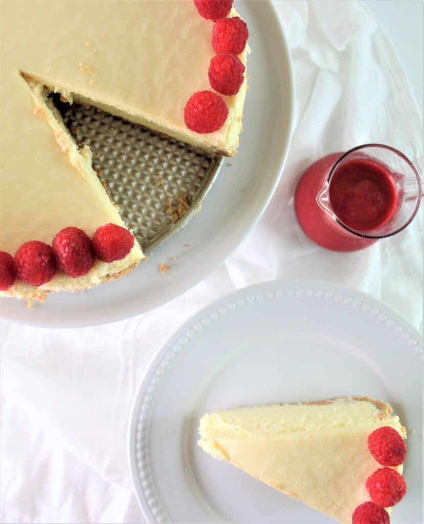 white chocolate raspberry cheesecake