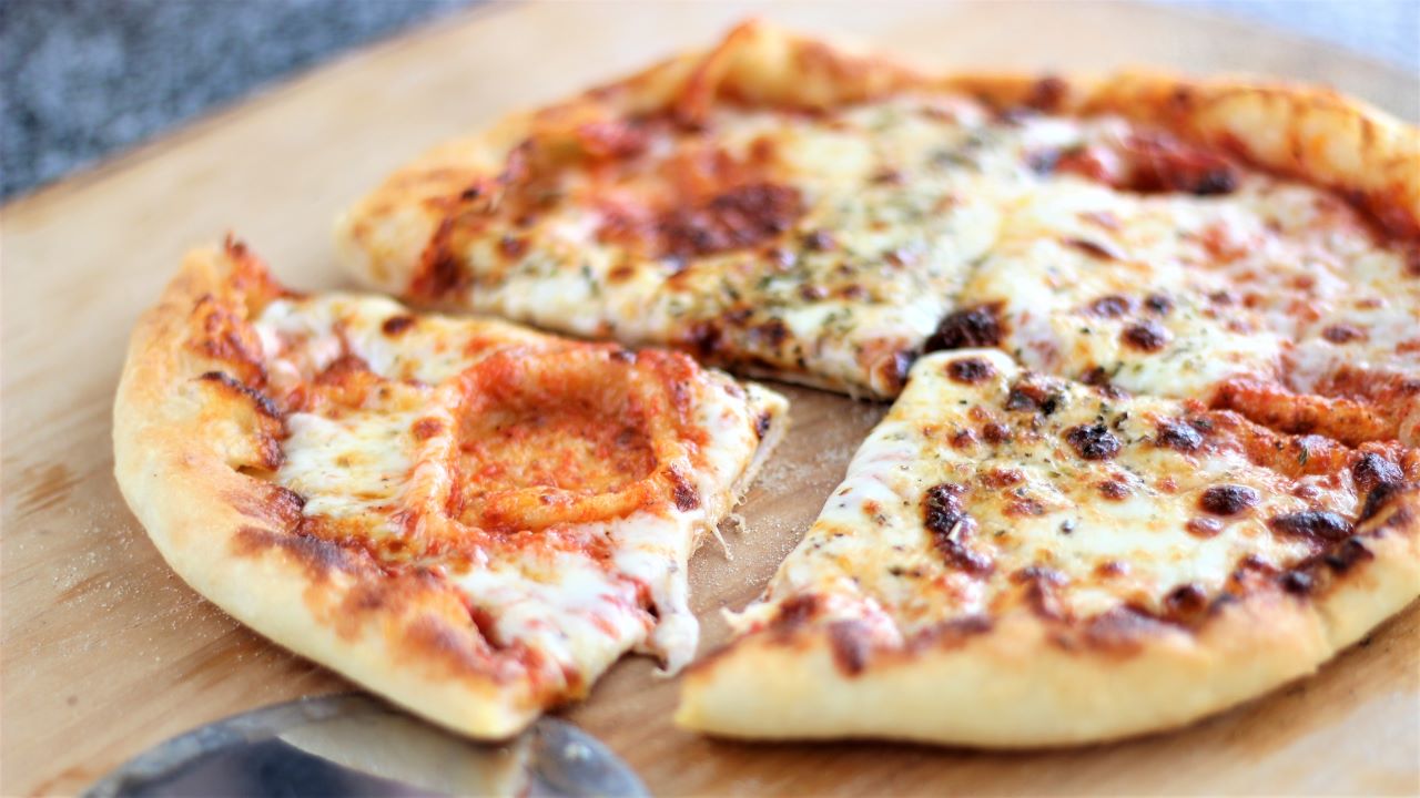 The Frozen Pizza That Won Over This Pizza Snob