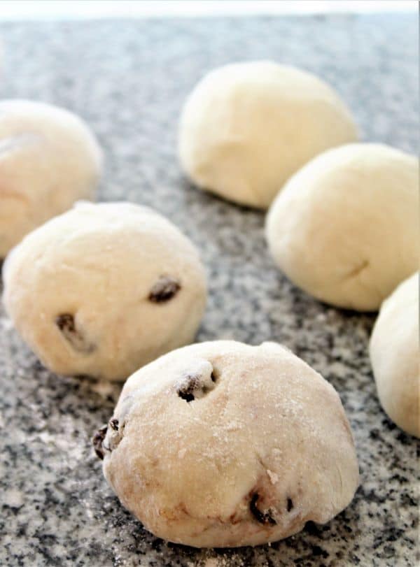 balls of homemade gluten free bagel dough