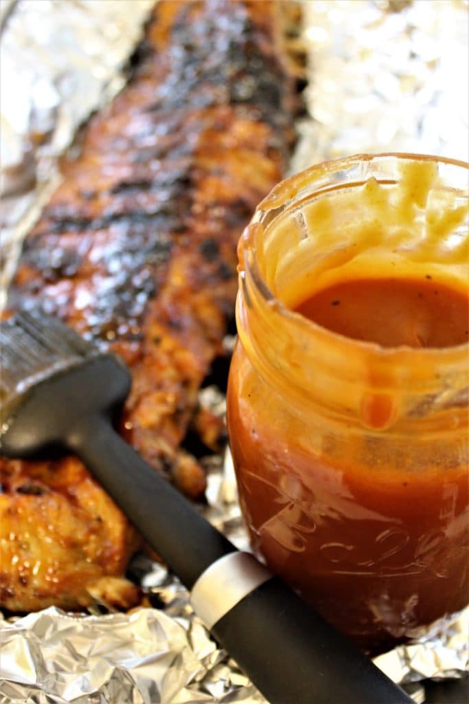 dee's bbq sauce and ribs