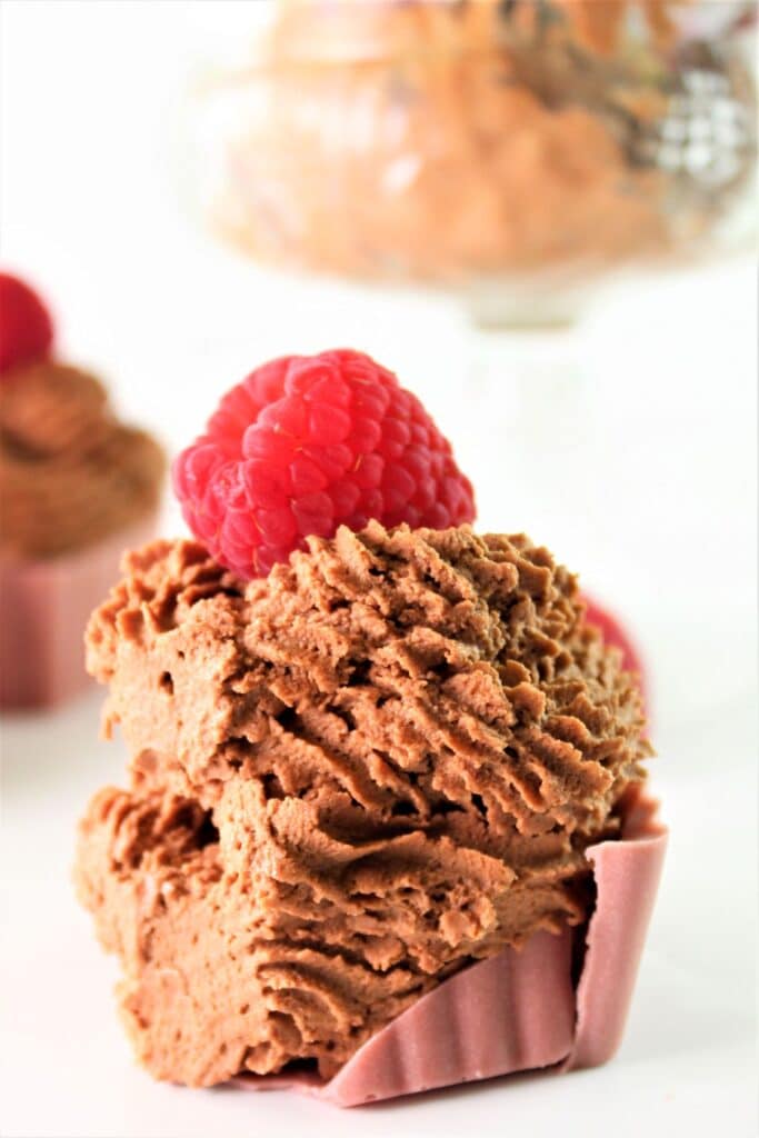 chocolate mousse in ruby chocolate cup