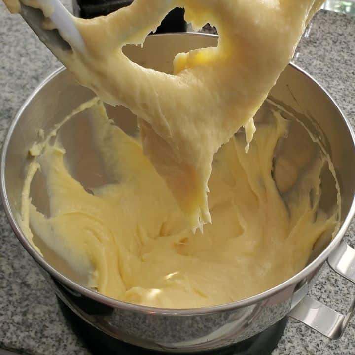 dough in a V on the underside of the beater blade.