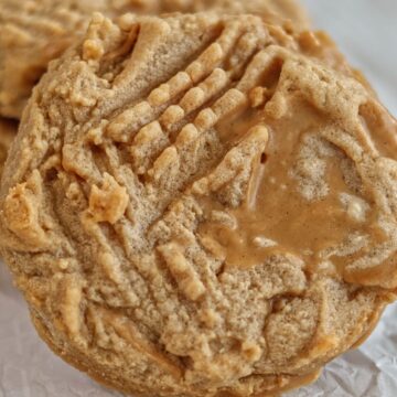 up close picture of one peanut butter cookie.